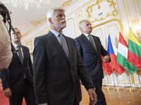 Summit prezidentov krajín Bukureštskej deviatky 