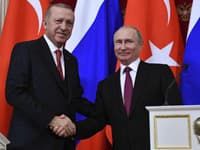 Turecký prezident Recep Tayyip Erdogan a ruský vodca Vladimir Putin.