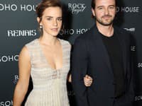 Emma Watson s bratom Alexom