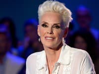 Najstaršia mamička šoubiznisu (60) prehovorila: TOTO odkazuje kritikom!