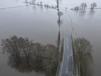 Nemecko zasiahli záplavy