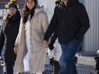 Princ Harry s manželkou Meghan sú momentálne v Kanade.
