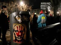 Protest pred ruským veľvyslanectvom v Berlíne