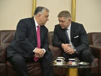Premiéri Róbert Fico a Viktor Orbán na summite V4 v Prahe 
