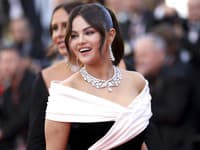 Selena Gomez na slávnostnej premiére filmu Emilia Pérez.
