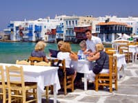 Hostia ostali v nemom úžase: To naozaj im dali zaplatiť aj za toto? Ďalší bizarný účet z reštaurácie rozvíril vášne