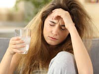 Bolesti hlavy nezmiznú, kým nezmeníte TOTO: Farmaceutka odhalila NAJHORŠIE denné zlozvyky