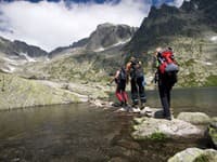 Lochnesská príšera na Slovensku? Horolezcov v Tatrách vydesil šokujúci nález: V plese číhal ZÁHADNÝ tvor!