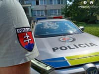 Polícia obvinila 27-ročného recidivistu, vyhrážal sa mužom zabitím