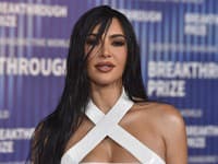 Kim Kardashian zverejnila VIDEO, ktorým pohoršila fanúšikov: Podľa nich ZNIČILA Vianoce!