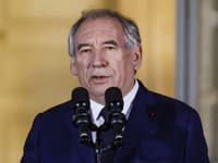 Francúzsky premiér sľubuje pomoc pre cyklónom postihnutý ostrov Mayotte