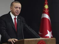 Turecký prezident Erdogan naznačuje možnosť opätovnej kandidatúry napriek ústavným obmedzeniam