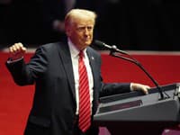 Trump stopol uplatňovanie zákona proti podplácaniu cudzích politikov