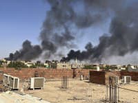 Boje v Sudáne pokračujú: Útok dronom na nemocnicu v Dárfúre zabil 67 ľudí