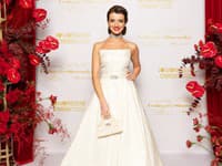 Ivana Regešová (šaty návrhárka Ivana Mendrejová Marmare)