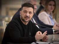 Zelenskyj šokoval priznaním: Chýba mu 100 miliárd dolárov pomoci od USA! Nevie, kde sa stratili