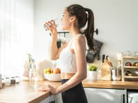 Chcete zhodiť kilá navyše? Výskumníci prišli s jednoduchým riešením: Začnite piť TENTO obľúbený nápoj!