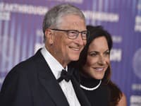 Bill Gates s priateľkou Paulou Hurdovou