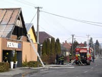 Požiar penziónu na Kúpeľskej ulici v Sobranciach.
