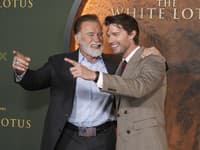 Arnold Schwarzenegger so synom Patrickom