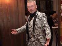 Za úspechom Petra Batthyányho je veľa smutných životných udalostí. 