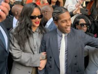 ASAP Rocky a Rihanna po vynesení rozsudku neskrývali radosť. 