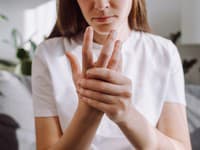 Chcete zistiť, ako dlho ešte budete žiť? Stačí jediný pohľad na TÚTO časť ruky, radí odborník