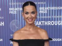 Katy Perry sa SÚDI s umierajúcim mužom (85): Nechce sa vysťahovať z jej sídla... CHAMTIVOSŤ!