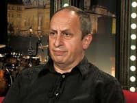 Herec z Markízy SKRITIZOVAL Jana Krausa: Hostí NEPUSTÍ k slovu... Je NEPRÍJEMNÝ a len J*BE!