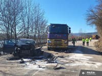 Vážna dopravná nehoda pri Žiline: Zasahovať musel vrtuľník, v nemocnici skončilo aj dieťa