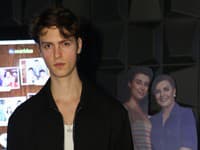 Robo zo Sľubu sa prvýkrát videl na plátne a kriticky priznal: Je to zvláštny pocit, no všimol som si...