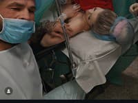 Vémolova manželka Lela priviedla na svet synčeka. 