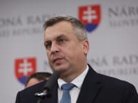 Transakčná daň stojí a padá už len na premiérovi, tvrdí Danko