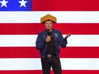 Spoločnosť SpaceX Elona Muska získala niekoľkomiliardovú vládnu zákazku