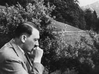 Zabudnite na samovraždu: CIA verila, že Hitler žije! FOTO Tajné spisy z Argentíny môžu šokovať svet