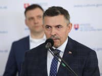 MIMORIADNE Šimkovičovej pravá ruka mala nehodu: MACHALU previezla sanitka do nemocnice!