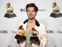 Obrovský HAZARD hviezdneho speváka: Na bicykli v premávke a... Harry, DÁVAJ POZOR!