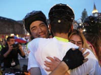 Srbskí študenti protestujúci proti vláde dorazili na bicykloch do Štrasburgu