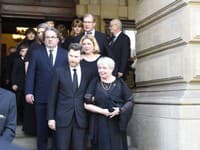 V popredí syn, český herec David Švehlík, s mamou Florentinou.