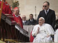 Pápež František sa poďakoval lekárom a zdravotníkom, ktorí mu zachránili život