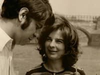 Herečka našla svojho muža s prestrelenou hlavou! Šokujúce slová: Chápem, prečo to urobil