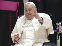 MIMORIADNE Zomrel pápež František