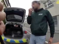 Vodič Mercedesu v Bratislave šokoval jazdou po cyklochodníku a v protismere! VIDEO Mal pozitívny test na drogy