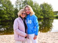 Golfový turnaj Blond versus Brunet