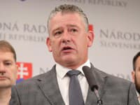 Navýšenie odmien za nadčasy problémy hasičov nevyrieši: Mikulec kritizuje návrh novely zákona
