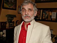 DIVOKÝ víkend obľúbeného herca: Skončil na ZÁCHYTKE, opitý sa snažil dostať do CUDZIEHO bytu!