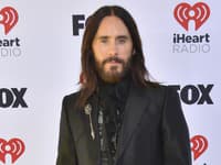 Vážne OBVINENIE hviezdneho Jareda Leta: Mal SEXUÁLNE obťažovať 9 žien... NECHUTNÉ DETAILY!