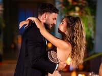 Rozuzlenie VZŤAHU Rasťa a Karolíny z Ruže: Takto je to s nimi po šou!