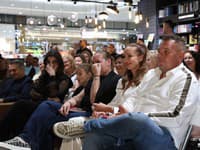 Krst knihy Jasminy Alagič - Pošli to ďalej