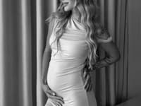 Rok po svadbe: Najkrajšia Slovenka oznámila RADOSTNÚ novinku... Je TEHOTNÁ!